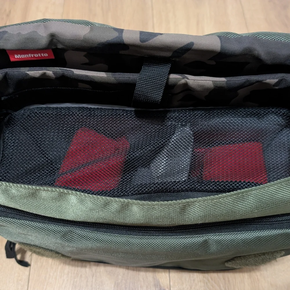 Manfrotto Street Large Messenger Bag for DSLR/CSC Camera Green Gray